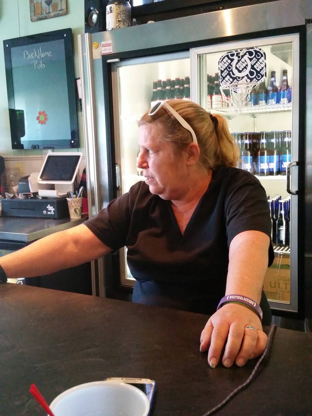 Back Home Pizza & Subs | restaurant | 104 S Broadway, Peru, IN 46970, USA | 7653272247 OR +1 765-327-2247