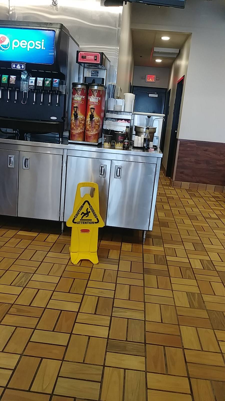 Penn Station East Coast Subs | meal takeaway | 5026 Delhi Pike, Cincinnati, OH 45238, USA | 5134512820 OR +1 513-451-2820