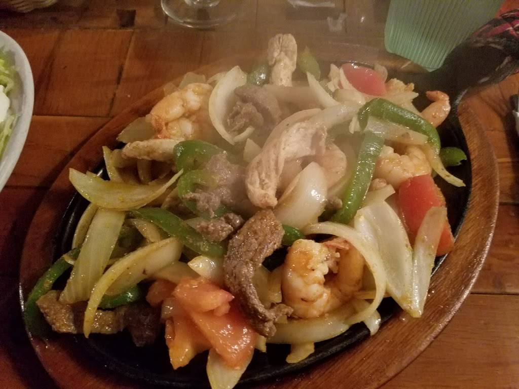 El-Canelo | restaurant | 45 E Main St, Frostburg, MD 21532, USA | 3016870750 OR +1 301-687-0750