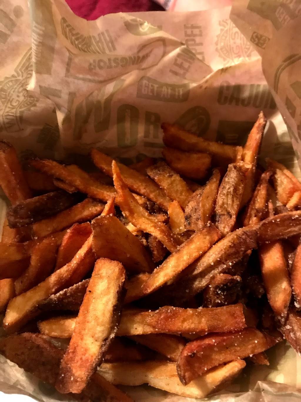 Wingstop | restaurant | 820 E Cartwright Rd #130, Mesquite, TX 75149, USA | 9722161700 OR +1 972-216-1700