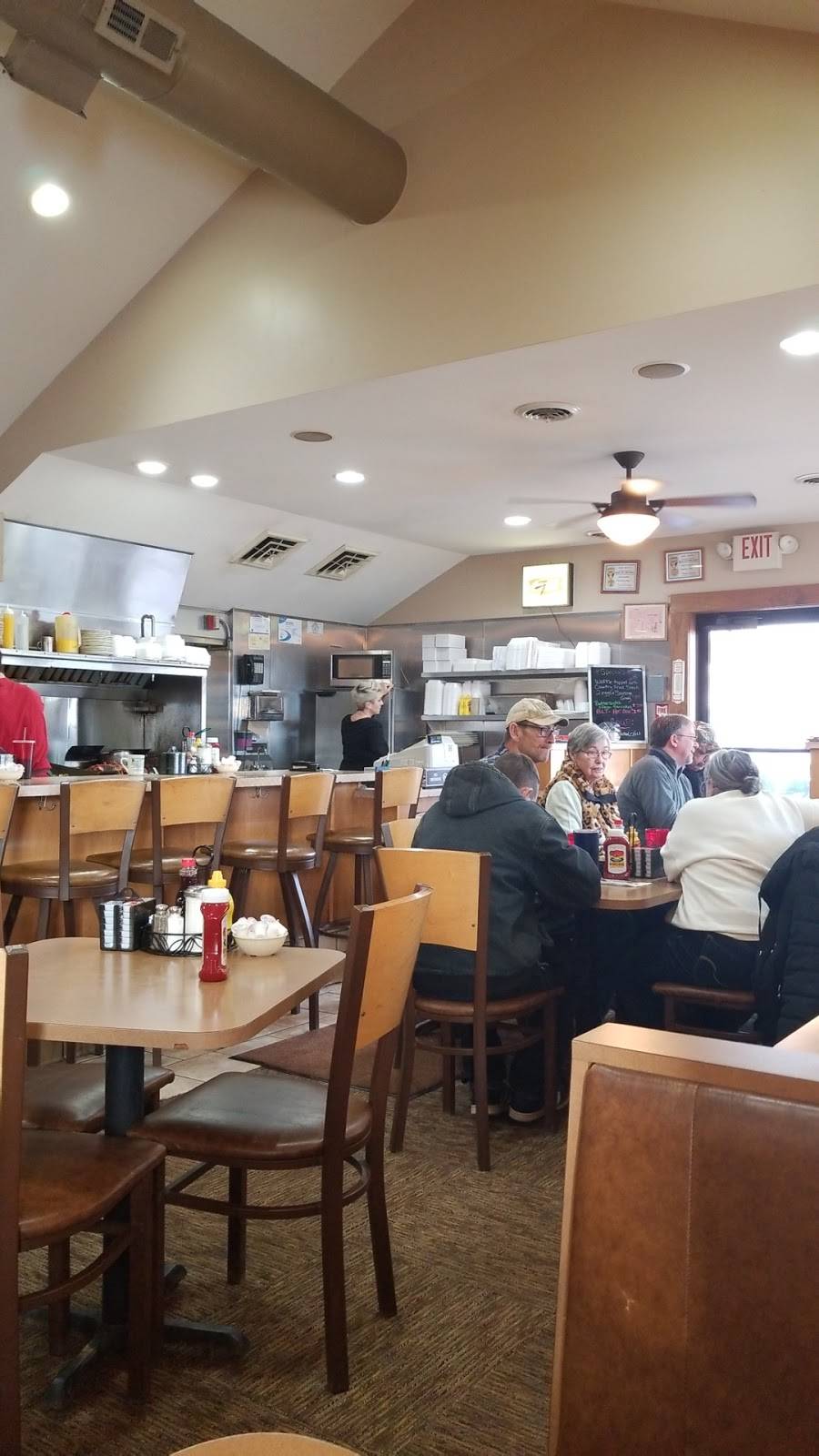 Country Coney | restaurant | 1040 S Lapeer Rd, Oxford, MI 48371, USA | 2486287712 OR +1 248-628-7712