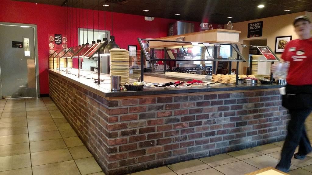 Pizza Inn | restaurant | 100 Brighton Park Blvd, Frankfort, KY 40601, USA | 5026954102 OR +1 502-695-4102