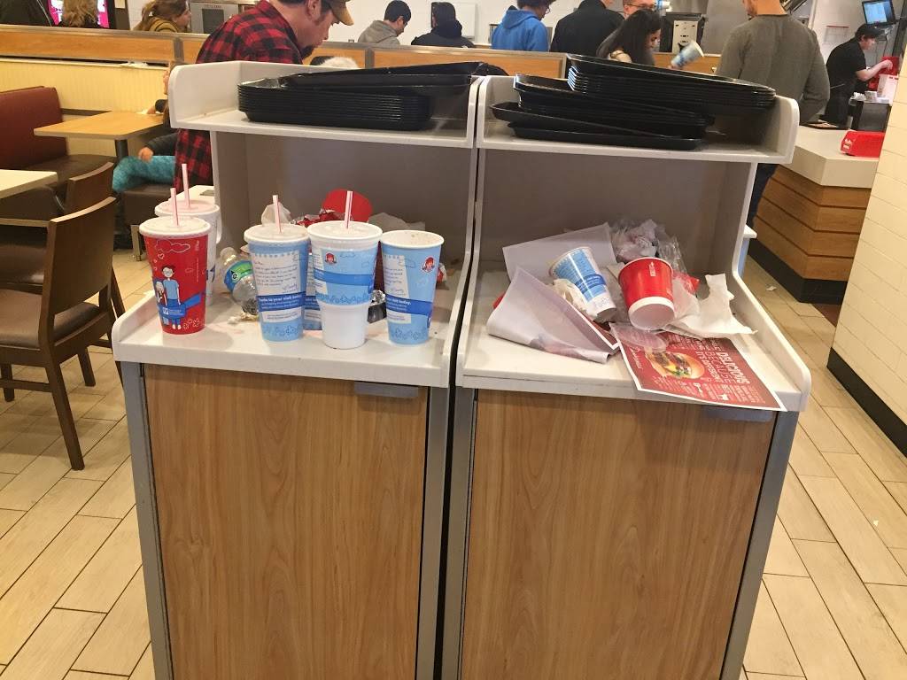 Wendys | restaurant | 211 Charlton Rd, Sturbridge, MA 01566, USA | 5083478702 OR +1 508-347-8702