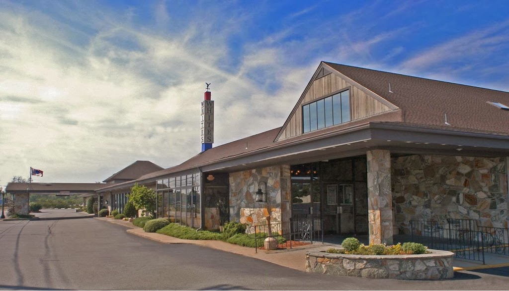 Whites of Westport | restaurant | 66 State Rd, Westport, MA 02790, USA | 5086757185 OR +1 508-675-7185