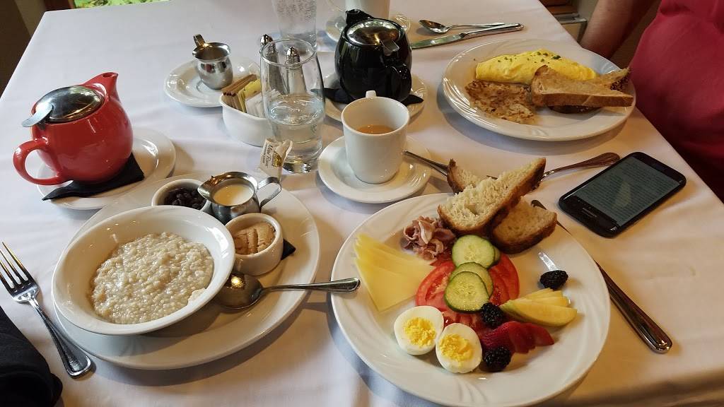 Tarragon at The Inn at Honey Run | restaurant | 6920 Co Rd 203, Millersburg, OH 44654, USA | 3306740011 OR +1 330-674-0011