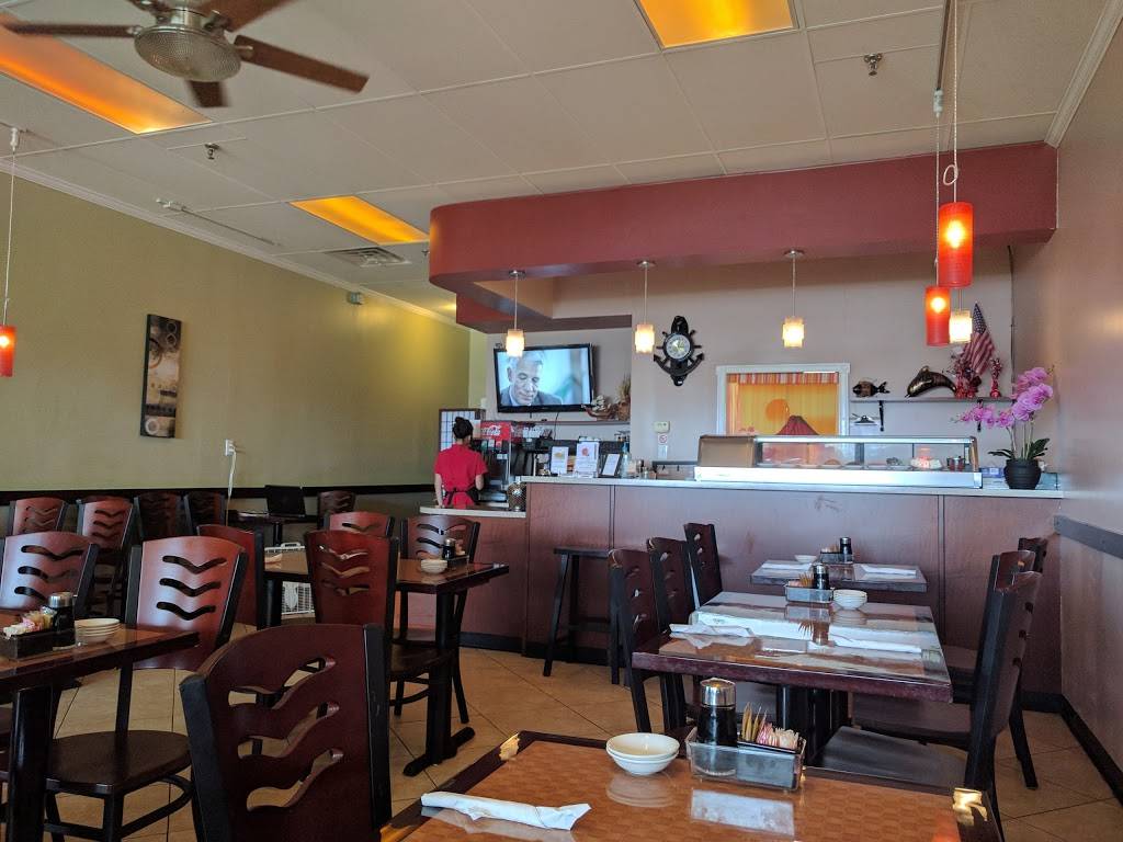 Asian House Restaurant | restaurant | 1374 Clarkson Clayton Center, Ellisville, MO 63011, USA | 6365272286 OR +1 636-527-2286