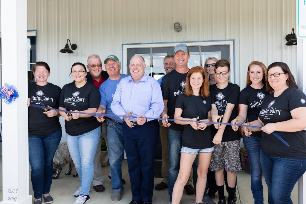 Deliteful Dairy | restaurant | 16230 Long Delite Ln, Williamsport, MD 21795, USA | 3012230032 OR +1 301-223-0032