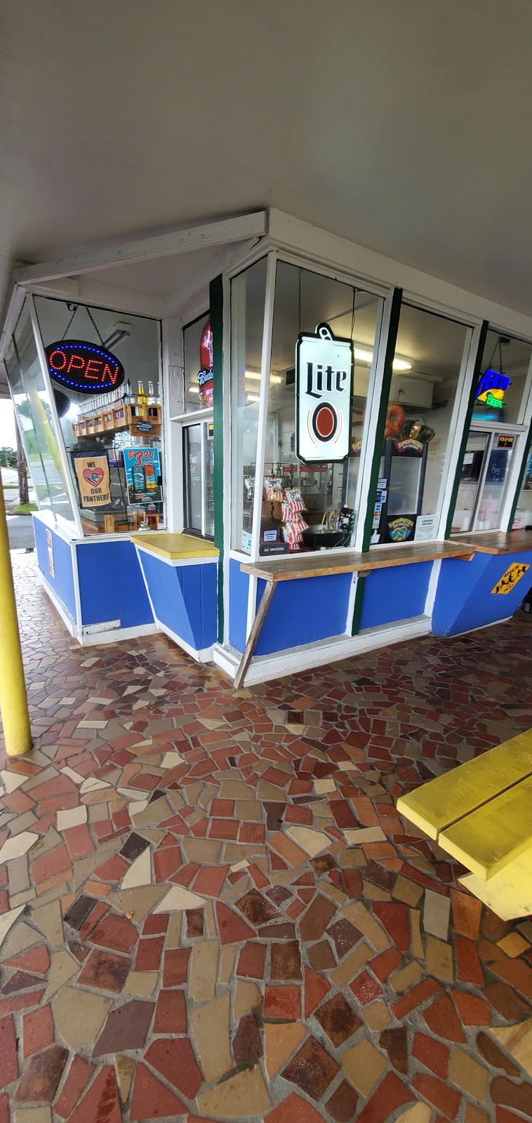 Cosses Corner Shack | restaurant | 5168 Stewart St, Milton, FL 32570, USA | 8506654880 OR +1 850-665-4880