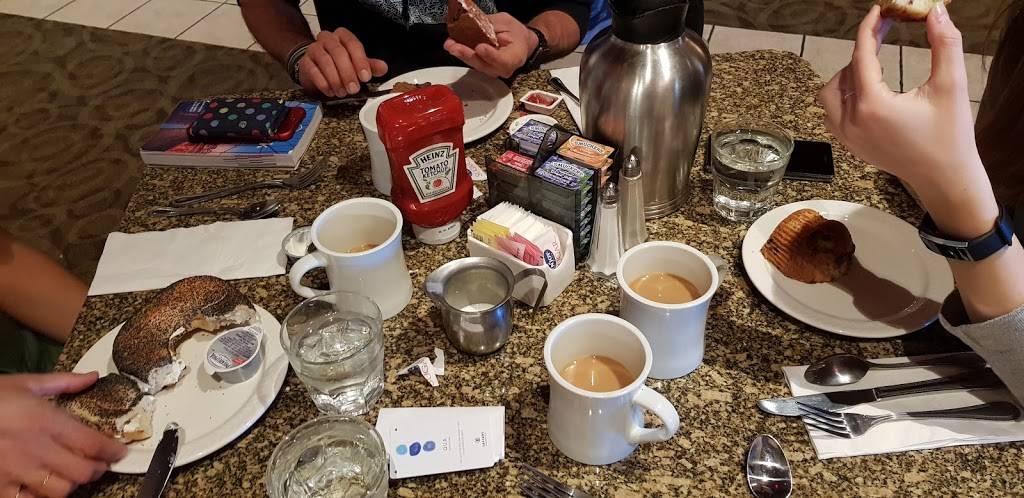 Cafe Roma | cafe | 2100 Pacific Ave, Atlantic City, NJ 08401, USA | 6093484411 OR +1 609-348-4411