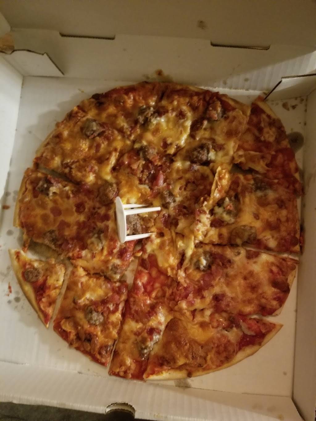 Elicias Pizza | restaurant | 6656 Gravois Ave, St. Louis, MO 63116, USA | 3143516111 OR +1 314-351-6111