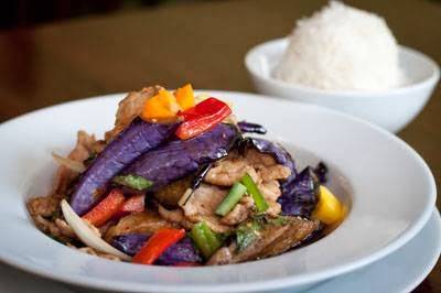 Kao Thai Restaurant | meal delivery | 8650 Colesville Rd, Silver Spring, MD 20910, USA | 3014951234 OR +1 301-495-1234