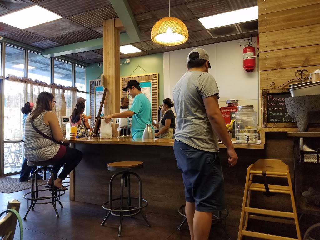 Veracruz All Natural | restaurant | 2711 La Frontera Blvd #320, Round Rock, TX 78681, USA | 5123886595 OR +1 512-388-6595