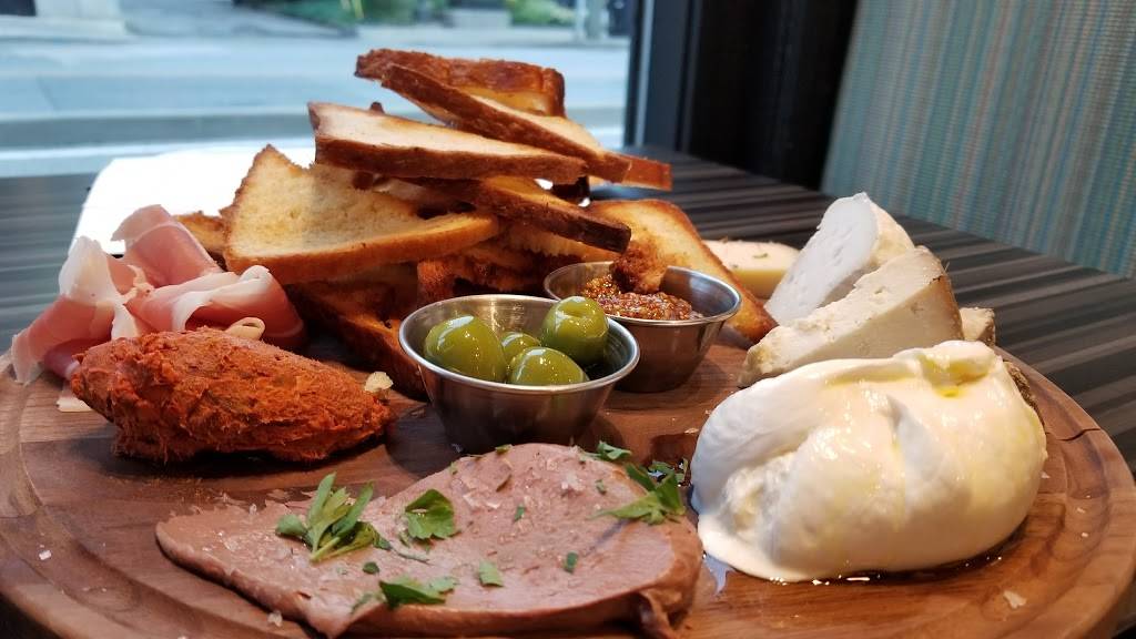 Pioneer | restaurant | 1110 Shelby St, Indianapolis, IN 46203, USA | 3179866761 OR +1 317-986-6761