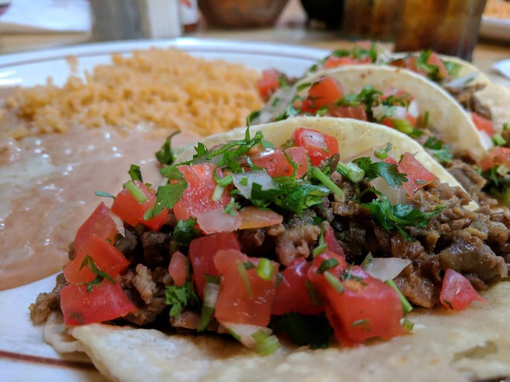 Tadeos Mexican Restaurant | restaurant | w 93245, 309 W D St, Lemoore, CA 93245, USA | 5599242561 OR +1 559-924-2561