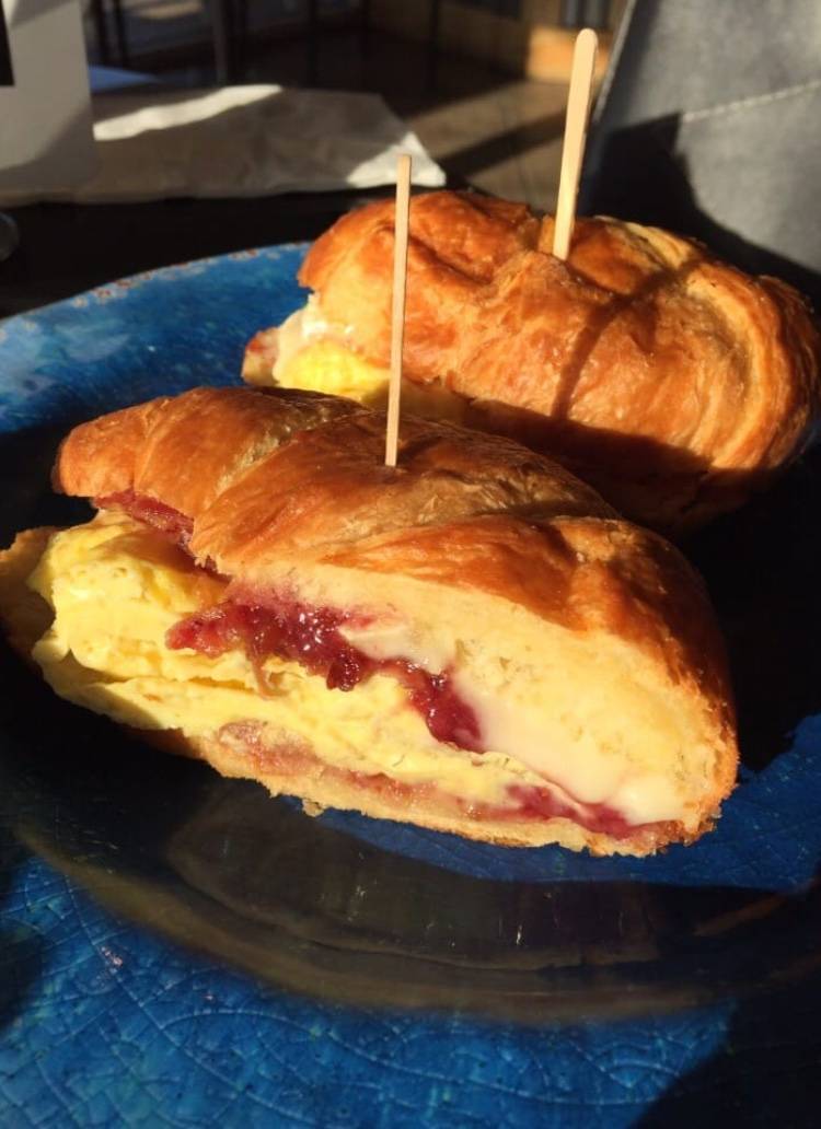 Sacks in the City | restaurant | 2512 Artesia Blvd, Redondo Beach, CA 90278, USA | 3103721660 OR +1 310-372-1660