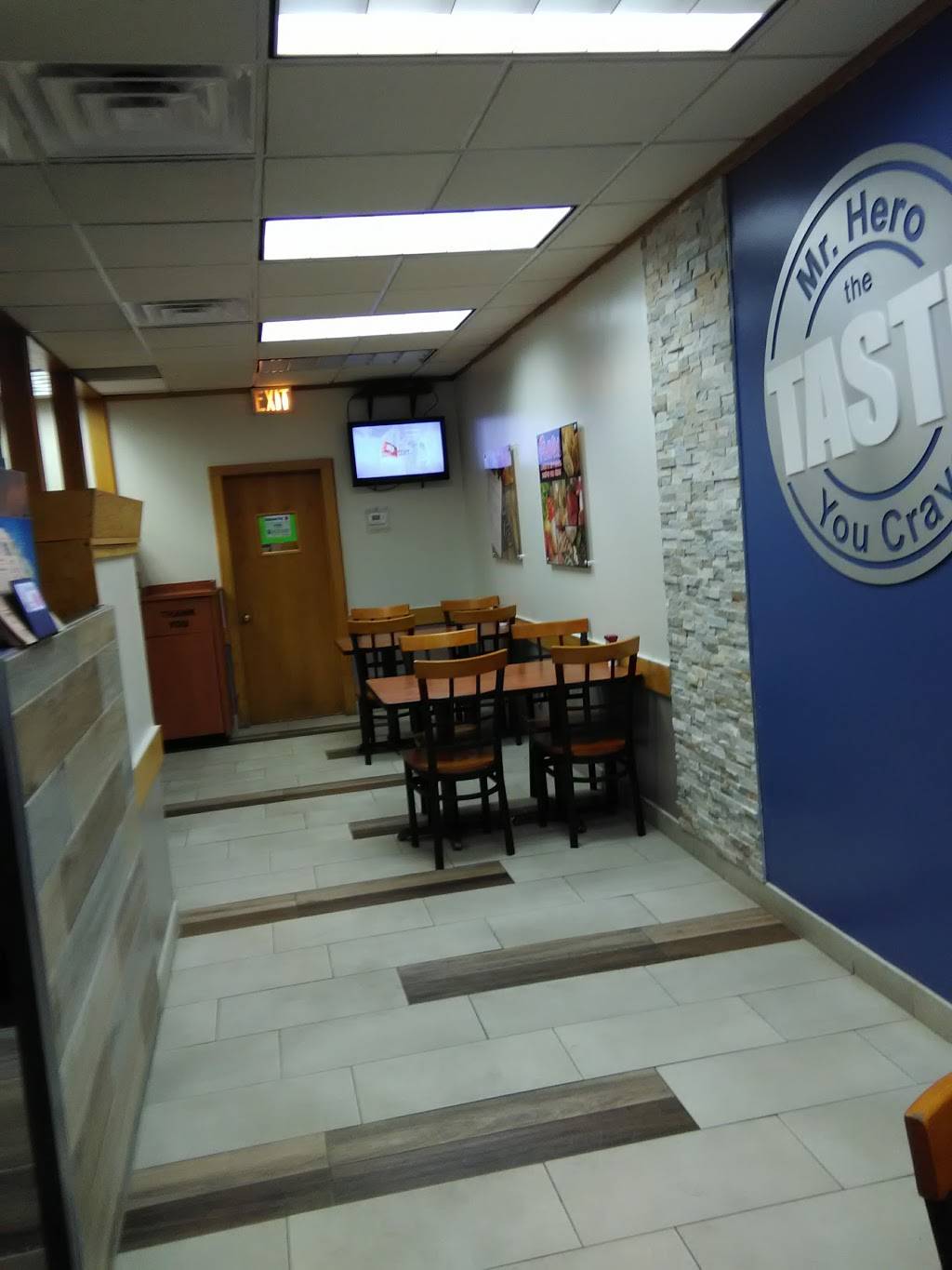 Mr. Hero | meal takeaway | 1343 S Water St, Kent, OH 44240, USA | 3306736273 OR +1 330-673-6273