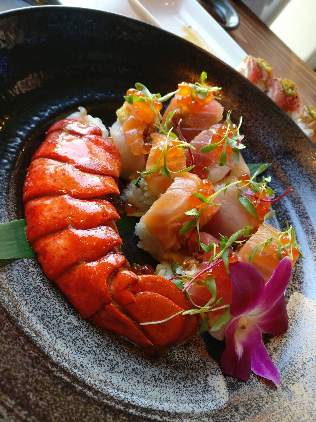 Pier 215 | restaurant | 7060 S Durango Dr Suite 101, Las Vegas, NV 89113, USA | 7025863311 OR +1 702-586-3311