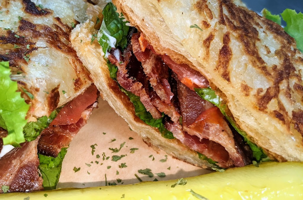 Sipps Eatery | restaurant | 16425 E Palisades Blvd 101 & #102, Fountain Hills, AZ 85268, USA | 4803405017 OR +1 480-340-5017