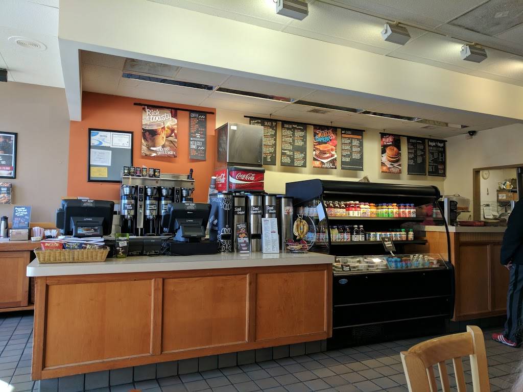 Brueggers Bagels | bakery | 413 Waltham St, Lexington, MA 02421, USA | 7816742040 OR +1 781-674-2040
