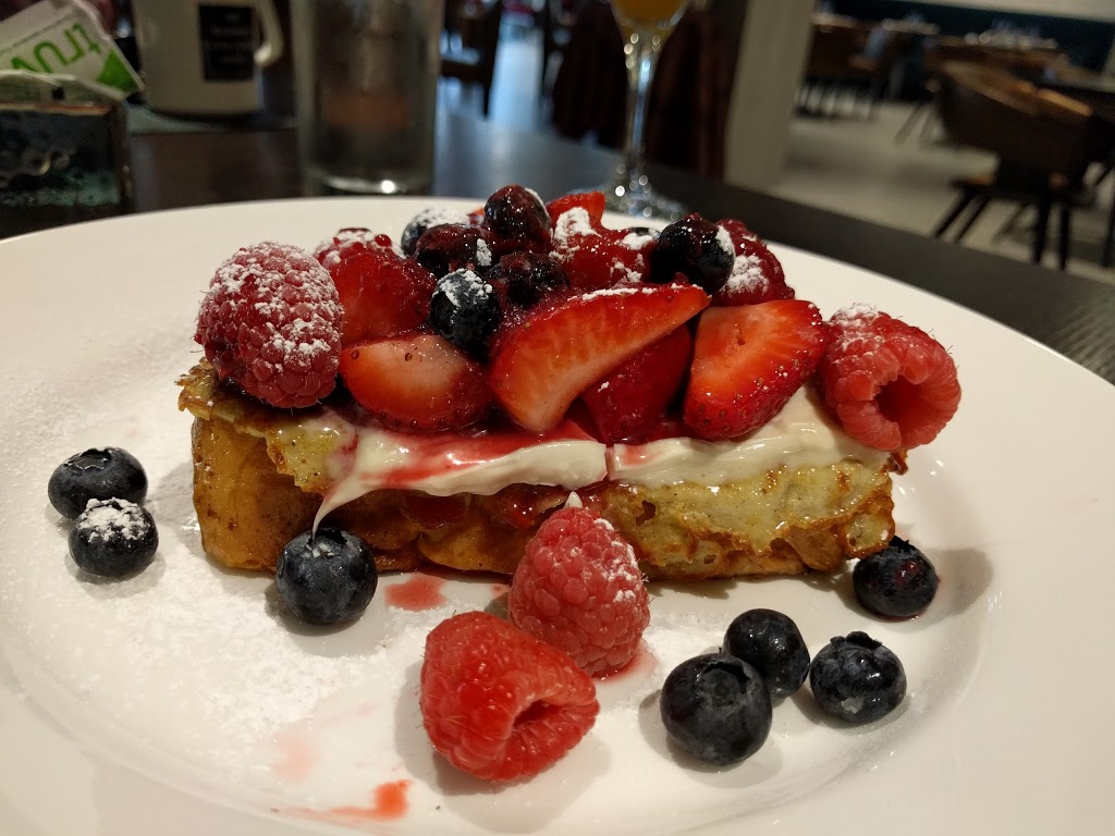 CIRC | restaurant | 1 W Dayton St, Madison, WI 53703, USA | 6082943031 OR +1 608-294-3031