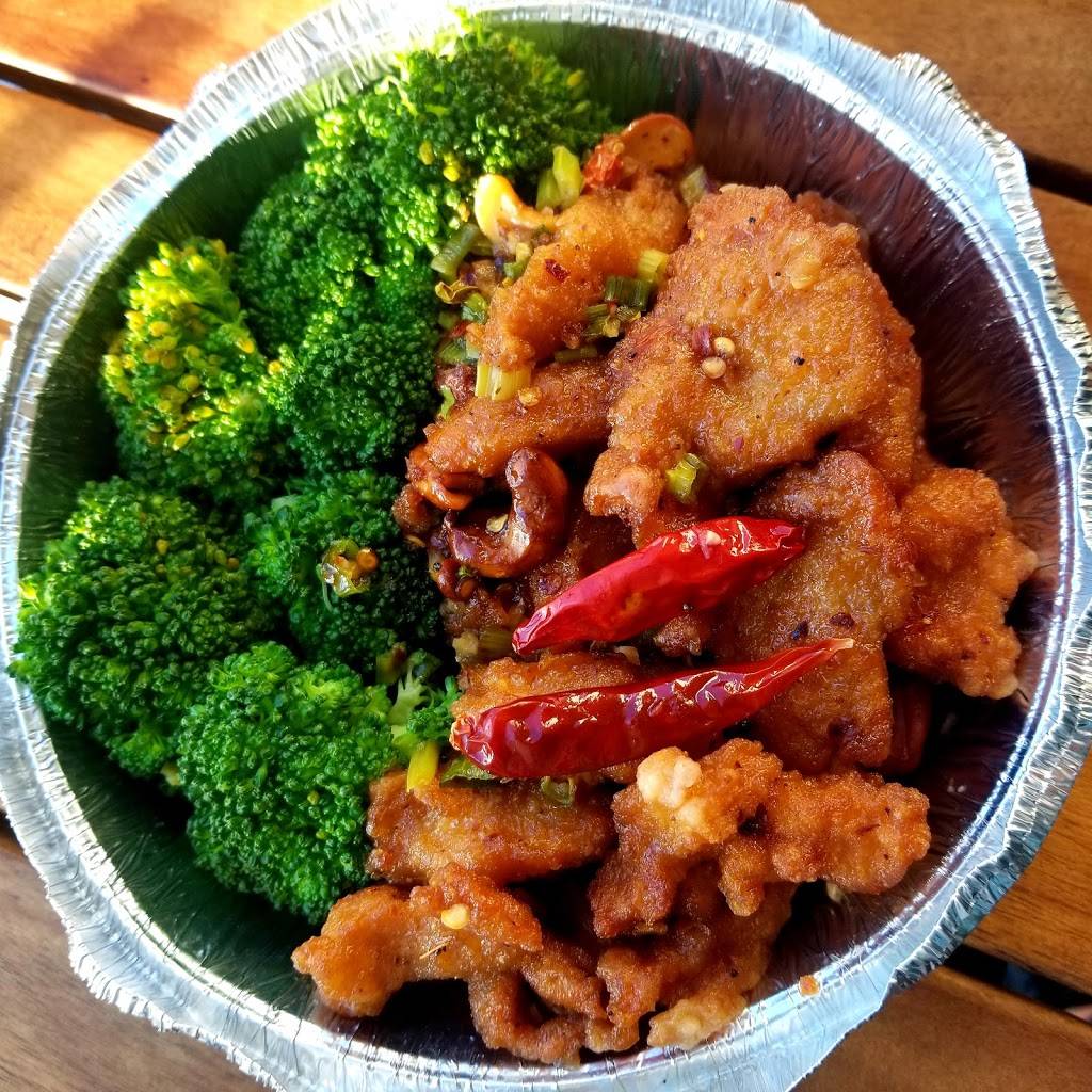 Fusion Eats | restaurant | 5299 Linda Vista Rd, San Diego, CA 92110, USA | 6192720006 OR +1 619-272-0006