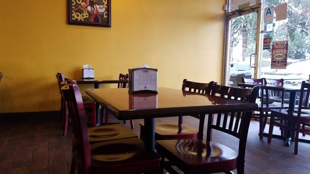 Tacos Reyes | restaurant | 21929 Saticoy St, Canoga Park, CA 91304, USA | 8189327926 OR +1 818-932-7926