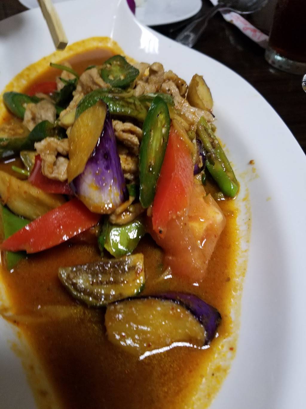 Sila Thai Restaurant | restaurant | 3828 49th St N, St. Petersburg, FL 33709, USA | 7274988560 OR +1 727-498-8560