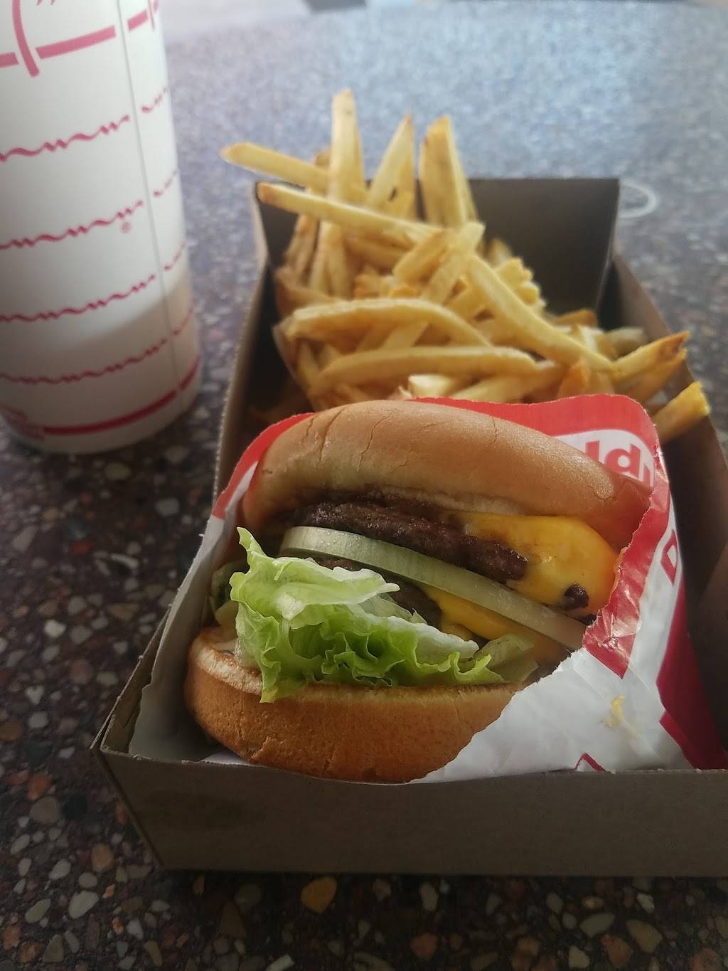In-N-Out Burger | restaurant | 15259 Amar Rd, La Puente, CA 91744, USA | 8007861000 OR +1 800-786-1000