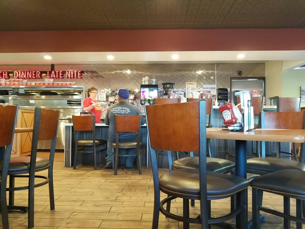 Dennys | restaurant | 2763 Highland Ave, Selma, CA 93662, USA | 5598917080 OR +1 559-891-7080