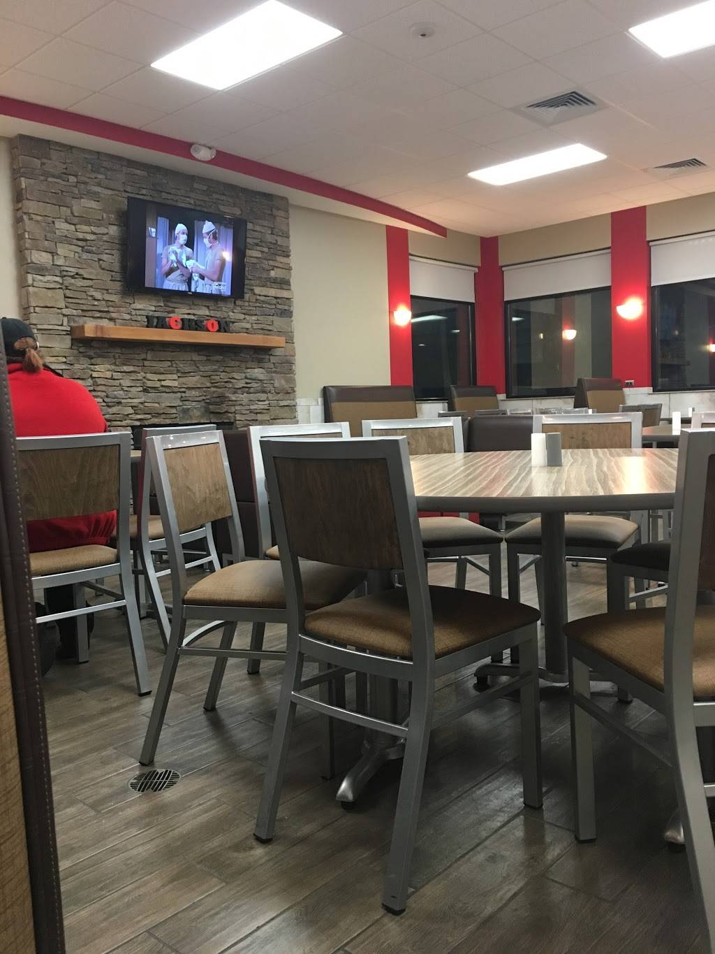 Jacks | restaurant | 3180 N Highland Ave, Jackson, TN 38305, USA | 7312565151 OR +1 731-256-5151