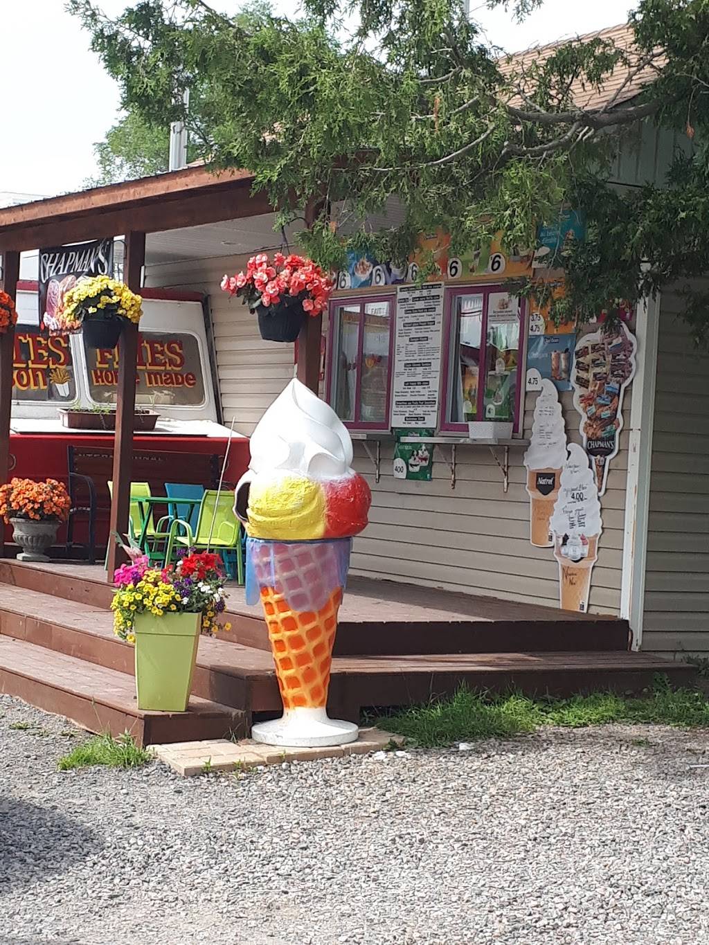 Patates des 4 As | restaurant | 1544 QC-148, Luskville, QC J0X 2G0, Canada | 8196824445 OR +1 819-682-4445