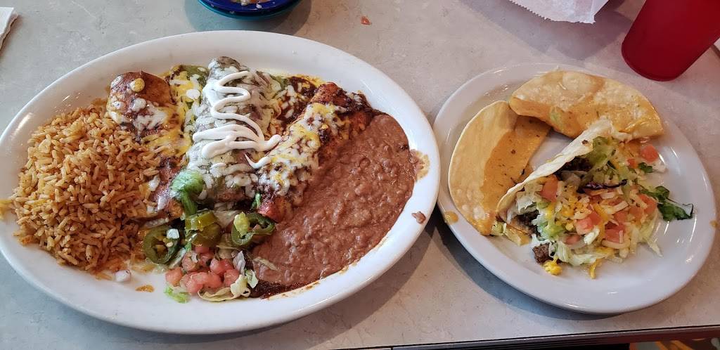 Chuys | restaurant | 163B Opry Mills Dr, Nashville, TN 37214, USA | 6156862035 OR +1 615-686-2035