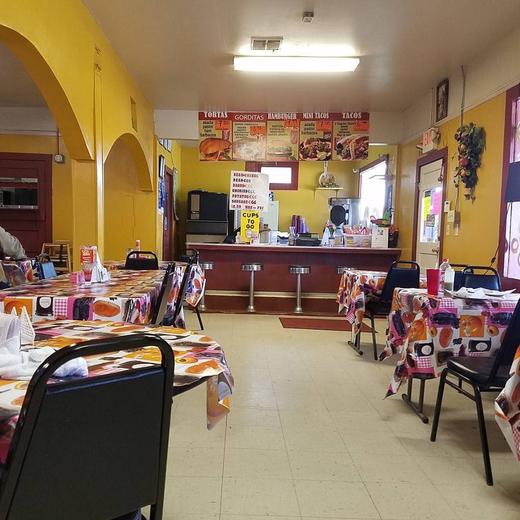 El Norteno | restaurant | 1643 Spur St, New Braunfels, TX 78130, USA | 8306252774 OR +1 830-625-2774