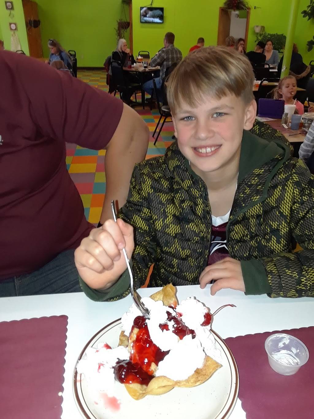 Heathers Diner | restaurant | 507 N Halleck St, De Motte, IN 46310, USA | 2192703915 OR +1 219-270-3915