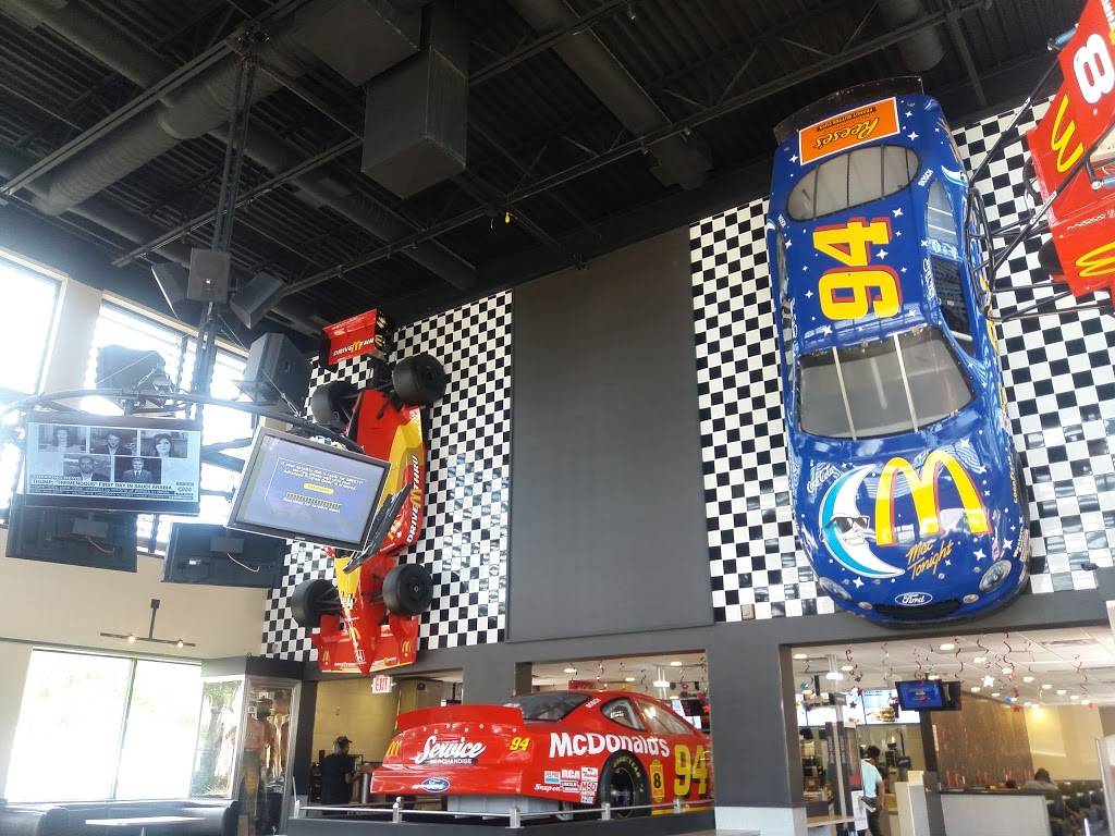 McDonalds | cafe | 2421 Okeechobee Blvd, West Palm Beach, FL 33401, USA | 5616867177 OR +1 561-686-7177