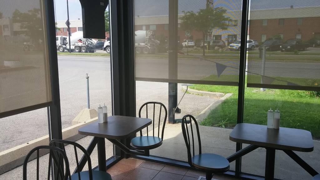 Anjou Patates | restaurant | 8100 Boul Henri-Bourassa E, Anjou, QC H1E 1P3, Canada | 5146484030 OR +1 514-648-4030