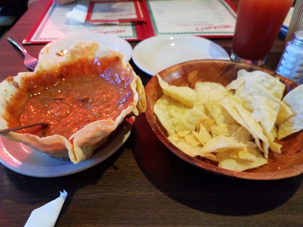 Michaels Cantina | night club | 912 Omaha Ave, Norfolk, NE 68701, USA | 4023716707 OR +1 402-371-6707