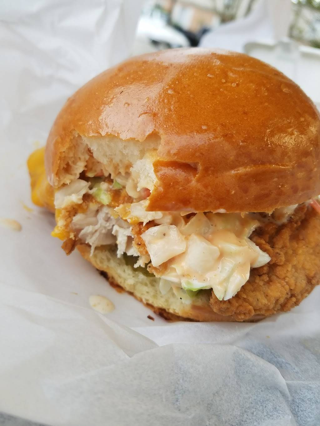 Sam’s Fried Chicken & Donuts | restaurant | 601 Heights Blvd, Houston, TX 77007, USA | 7138803550 OR +1 713-880-3550