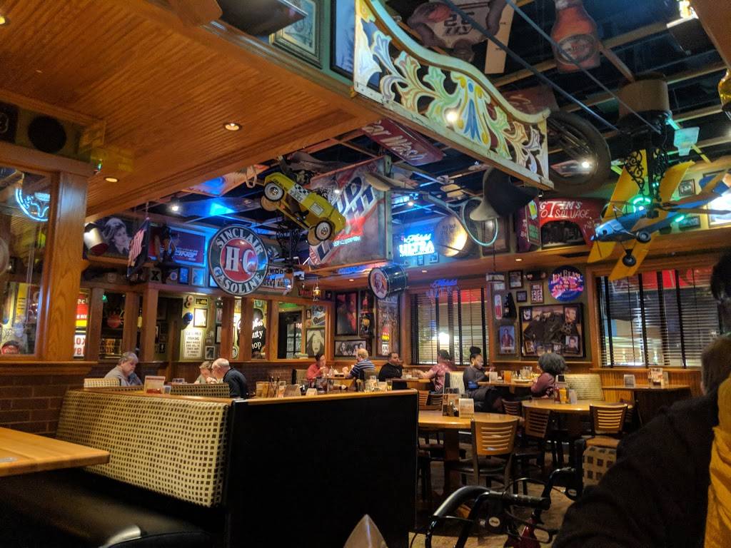 54th Street Grill & Bar | restaurant | 6660 Edwardsville Crossing Dr, Glen Carbon, IL 62034, USA | 6186565455 OR +1 618-656-5455