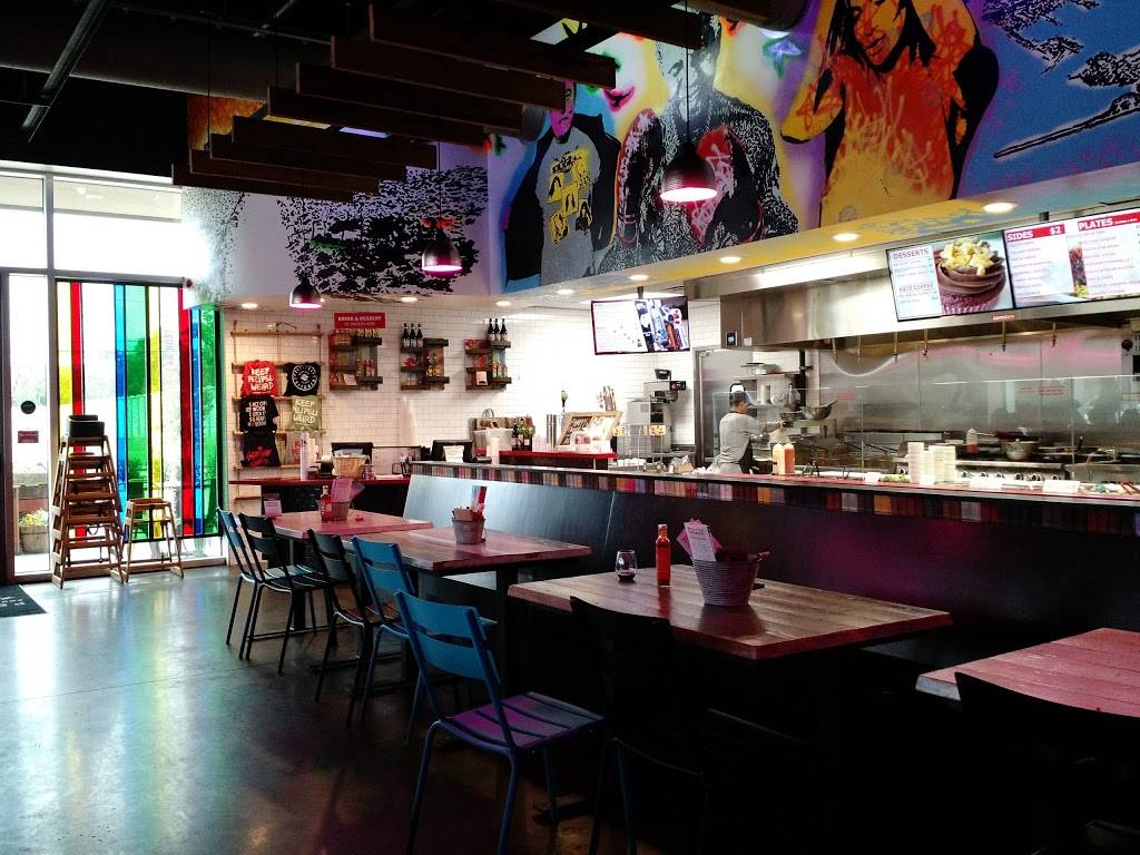 Peli Peli Kitchen | restaurant | 9090 Katy Fwy, Houston, TX 77024, USA | 2812579500 OR +1 281-257-9500