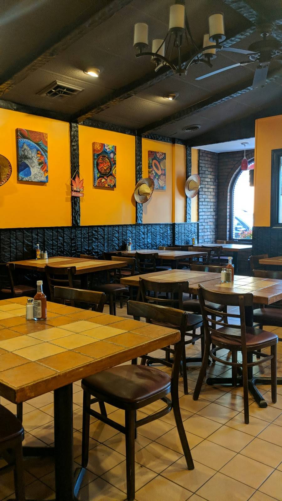 EL JALISCO MEXICAN GRILL | restaurant | 150 Cabot St, Beverly, MA 01915, USA | 9789692269 OR +1 978-969-2269