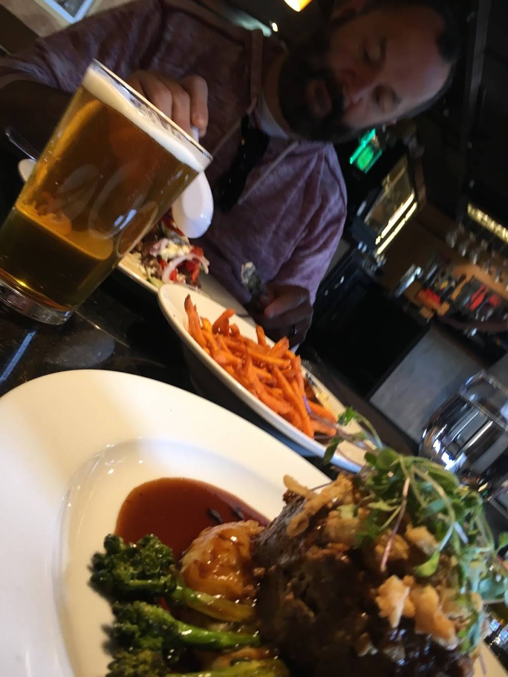 The Pubhouse | restaurant | 1020 W 12th Ave, Anchorage, AK 99501, USA | 9072228787 OR +1 907-222-8787