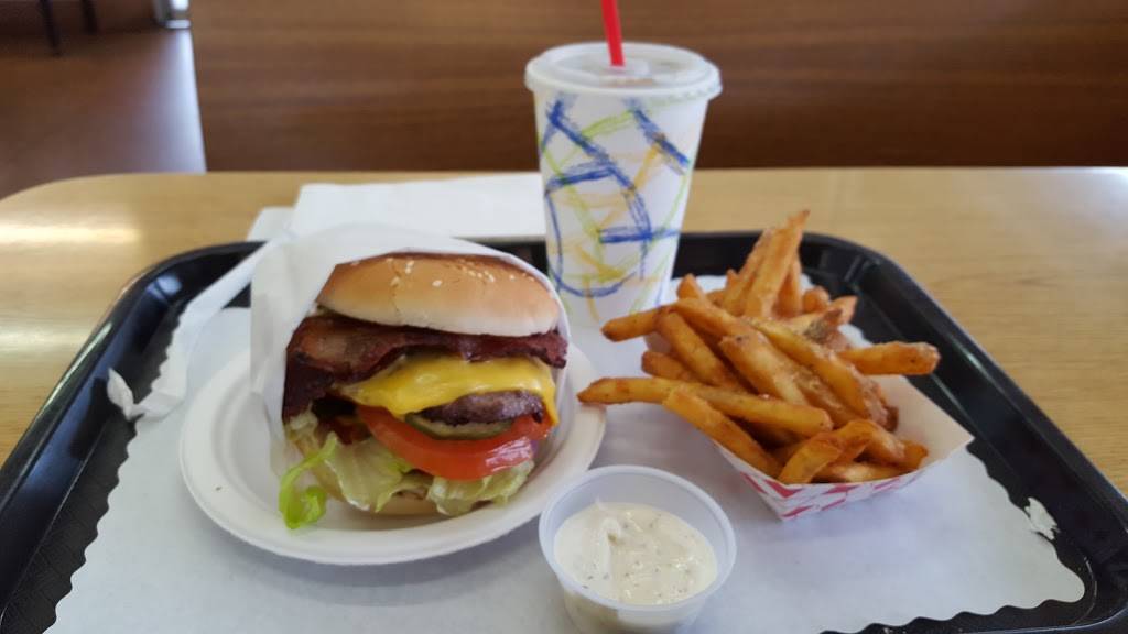 Dairy Belle Freeze | restaurant | 2285 Tennyson Rd, Hayward, CA 94545, USA | 5107831393 OR +1 510-783-1393