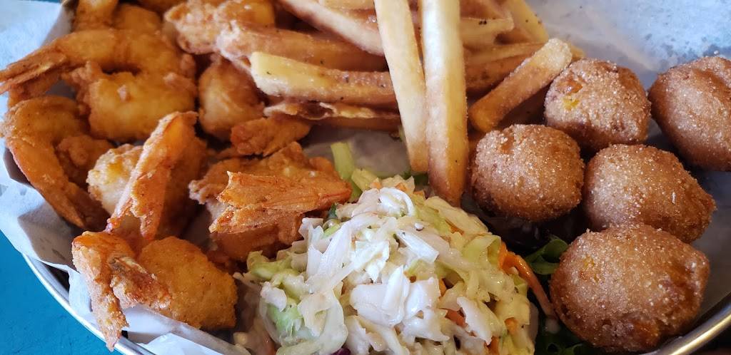 Bernies Tybee Island | restaurant | 13 Tybrisa St, Tybee Island, GA 31328, USA | 9127865100 OR +1 912-786-5100