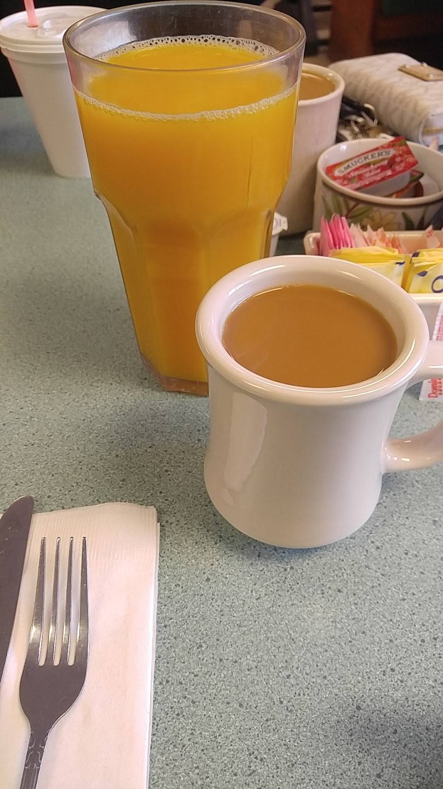 Barbs Riverside Cafe | restaurant | 131 Westminster St, Fitchburg, MA 01420, USA | 9783453797 OR +1 978-345-3797