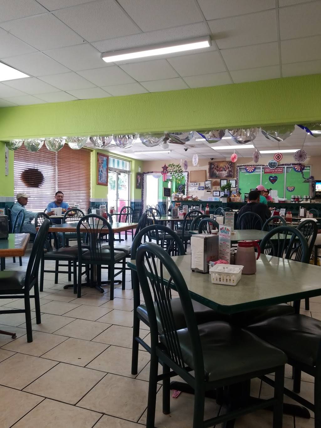 Acapulcos | restaurant | 225 E Belt Line Rd, DeSoto, TX 75115, USA | 9722301351 OR +1 972-230-1351