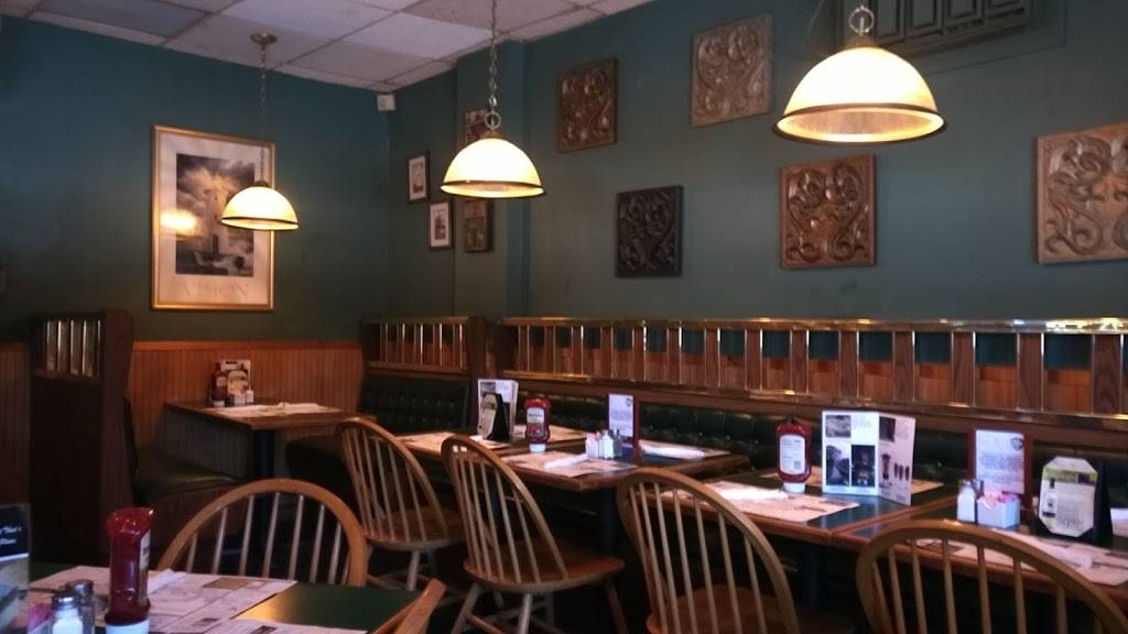 Avantis Pizza Restaurant | restaurant | 55 Williams Ave, Mystic, CT 06355, USA | 8605362639 OR +1 860-536-2639