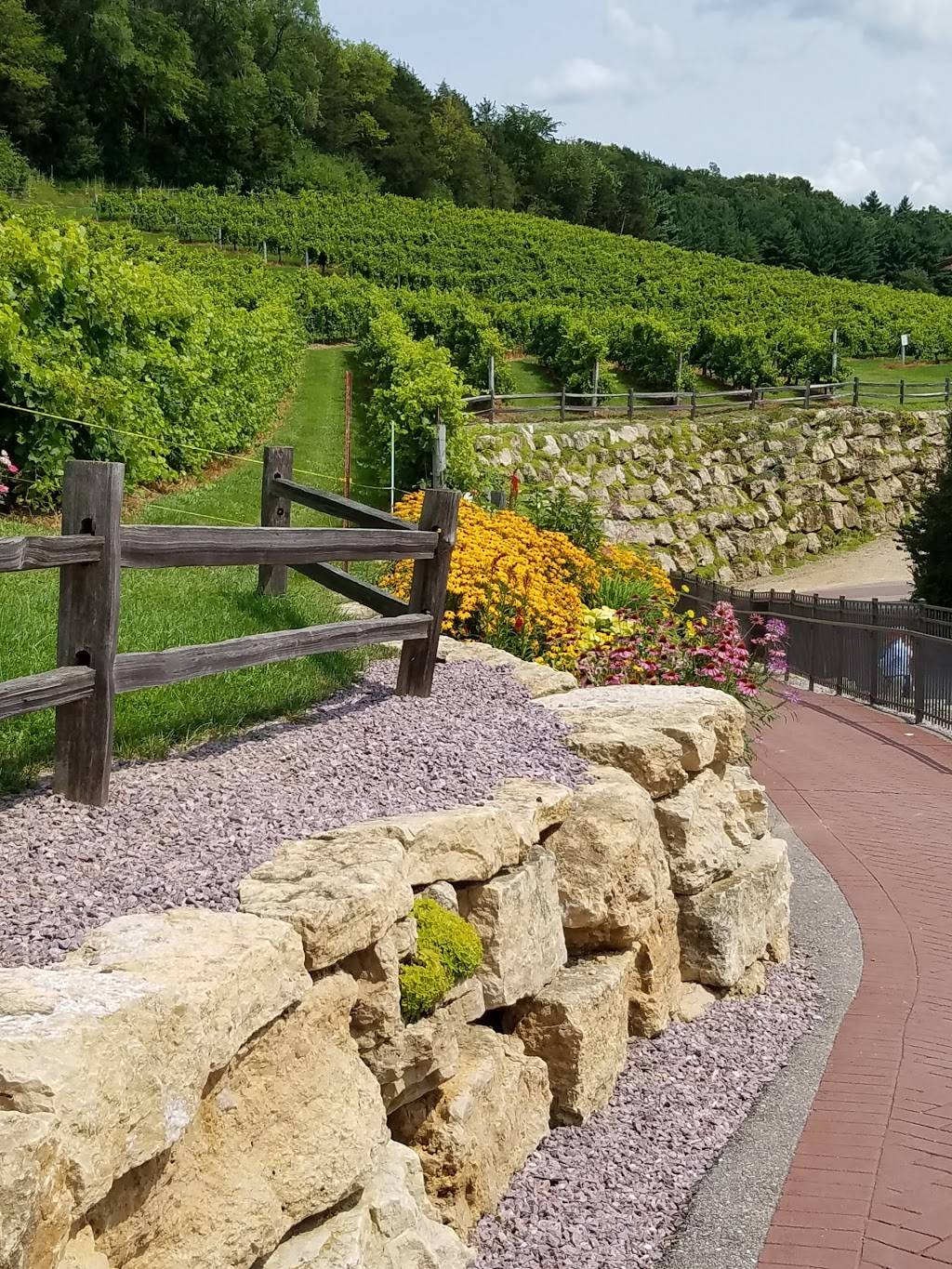 Wollersheim Winery & Distillery | restaurant | 7876 WI-188, Prairie Du Sac, WI 53578, USA | 6086436515 OR +1 608-643-6515