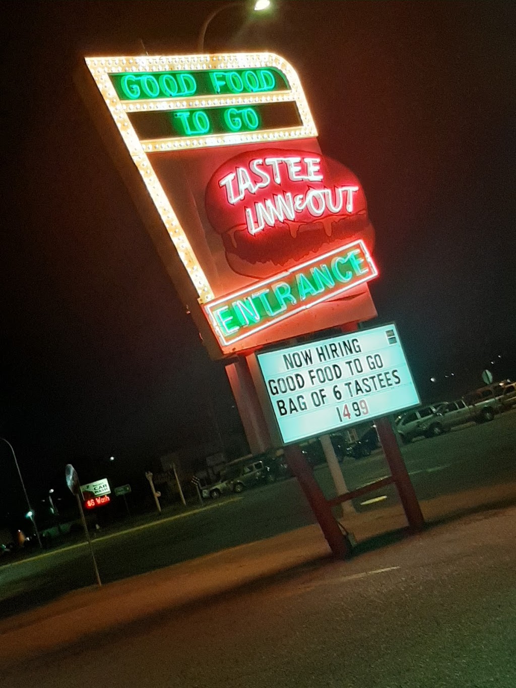 Tastee Inn & Out | restaurant | 2610 Gordon Dr, Sioux City, IA 51106, USA | 7122550857 OR +1 712-255-0857