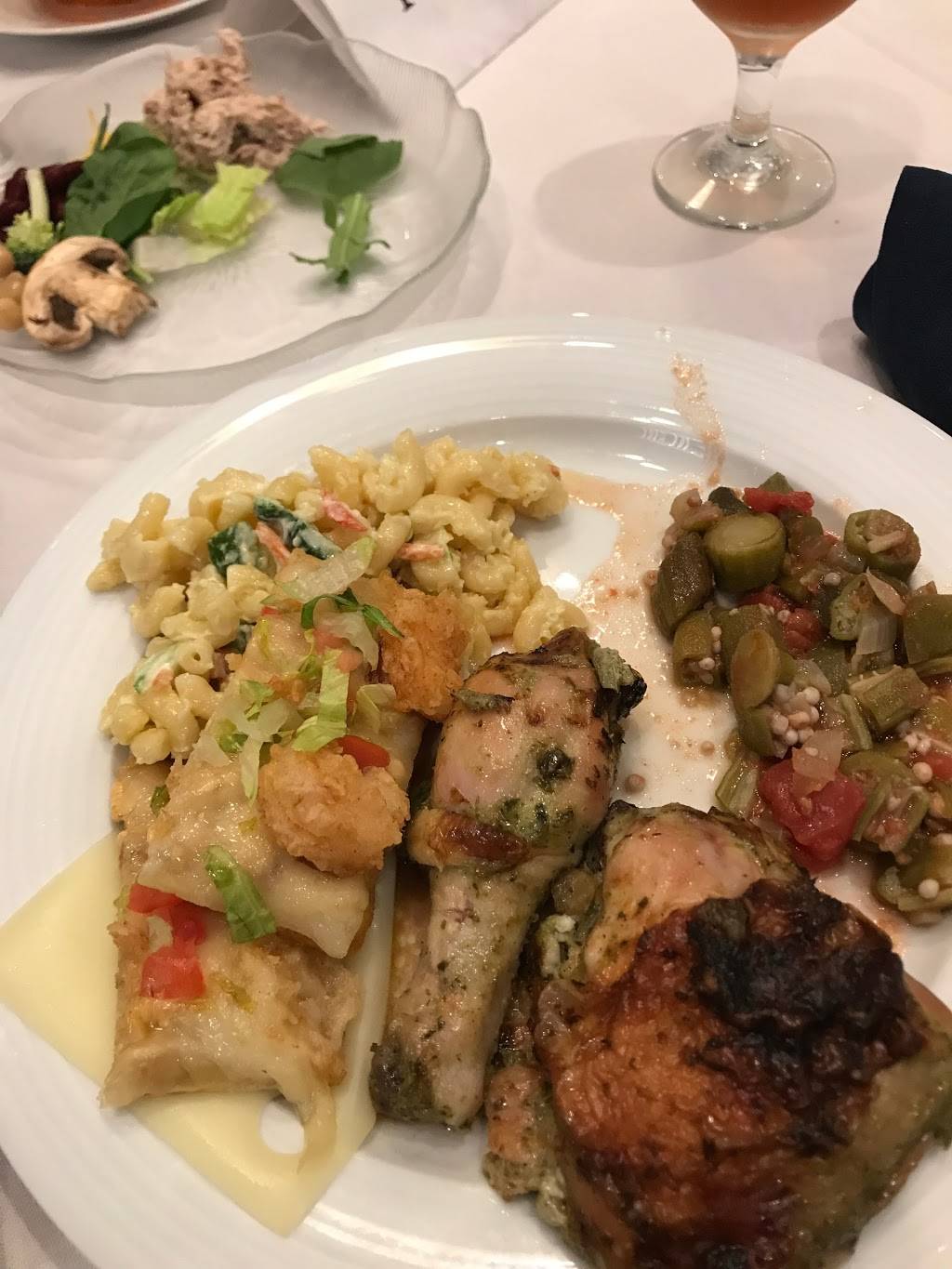 Faculty Club | restaurant | 33174, 11200 SW 8th St, Miami, FL 33174, USA | 3053482297 OR +1 305-348-2297